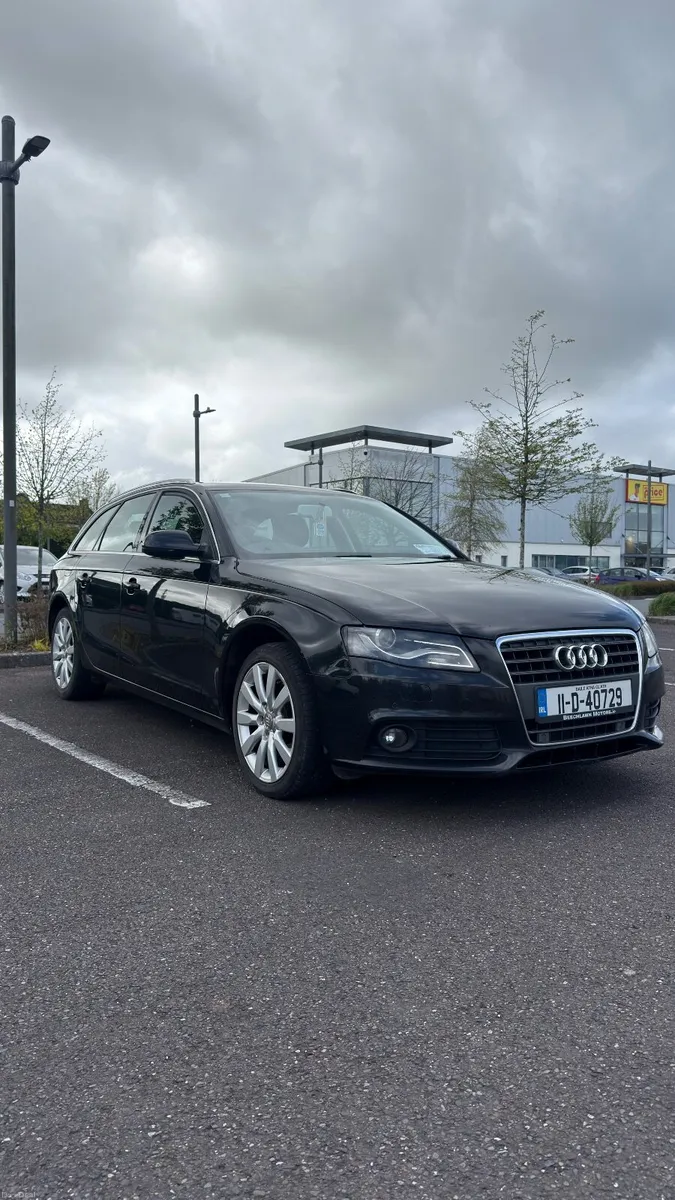 Audi A4 2011 - Image 1