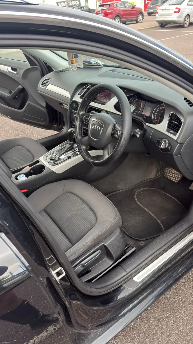 Audi A4 2011 - Image 3