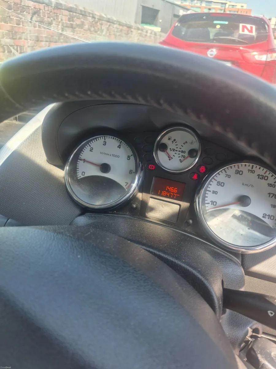 Peugeot 207 2007 - Image 3