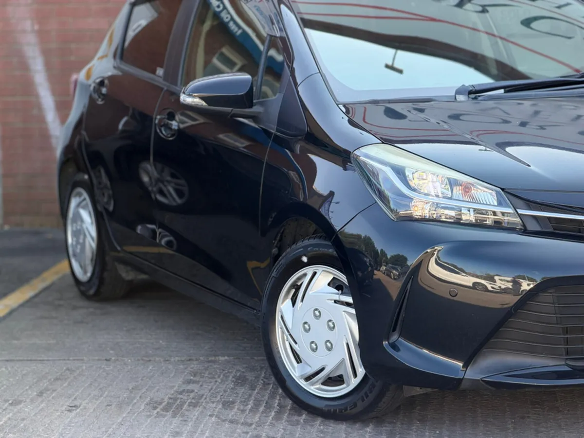 Toyota Vitz 1.3 AUTO - VERY LOW KMS - Image 5