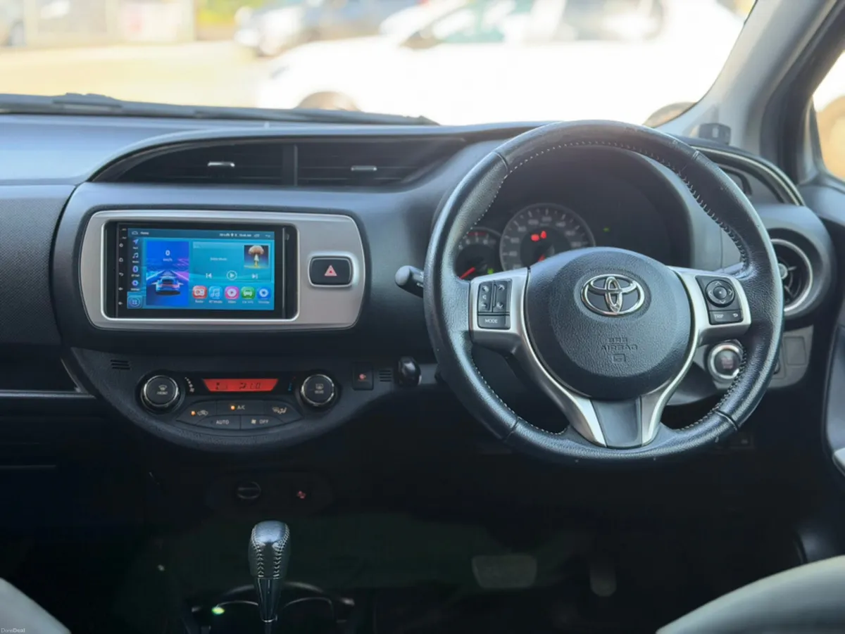 Toyota Vitz 1.3 AUTO - VERY LOW KMS - Image 3