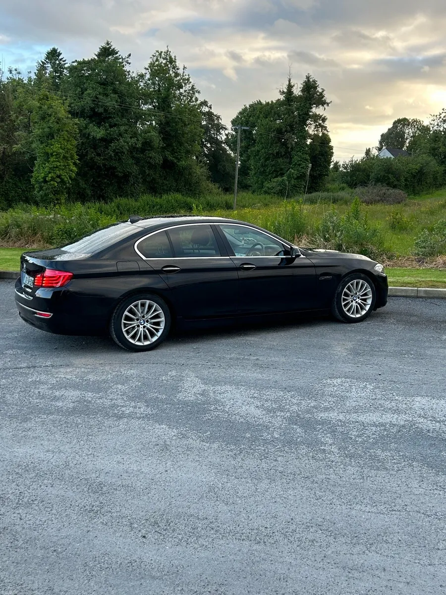 Car - Image 1