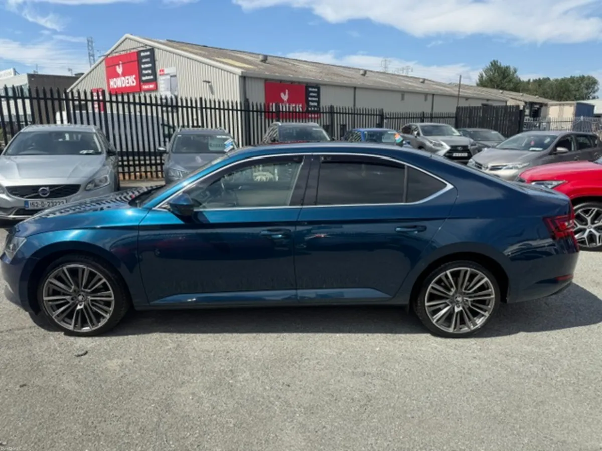 Skoda Superb 2019 LOW KM'S TOP SPEC STYLE - Image 5