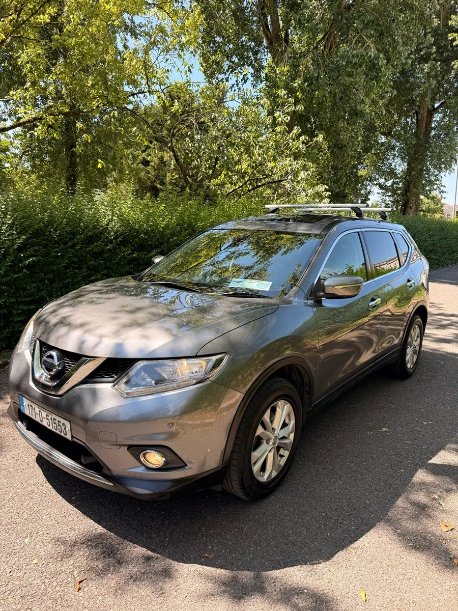 2017 Nissan X Trail Automatic Sunroof - Image 1