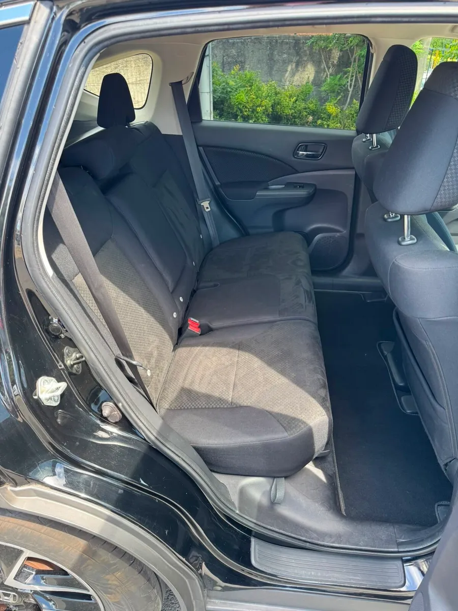 181 Honda CRV 1.6 DTEC SE Plus Navi *Low Mileage* - Image 6