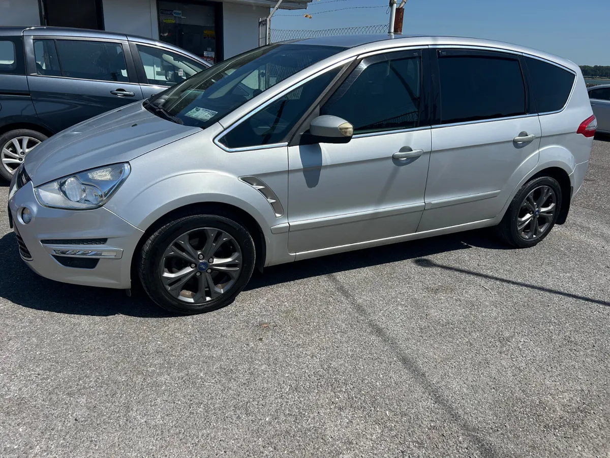 Ford S-Max 7 Seat Titanium Hi Spec - Image 1