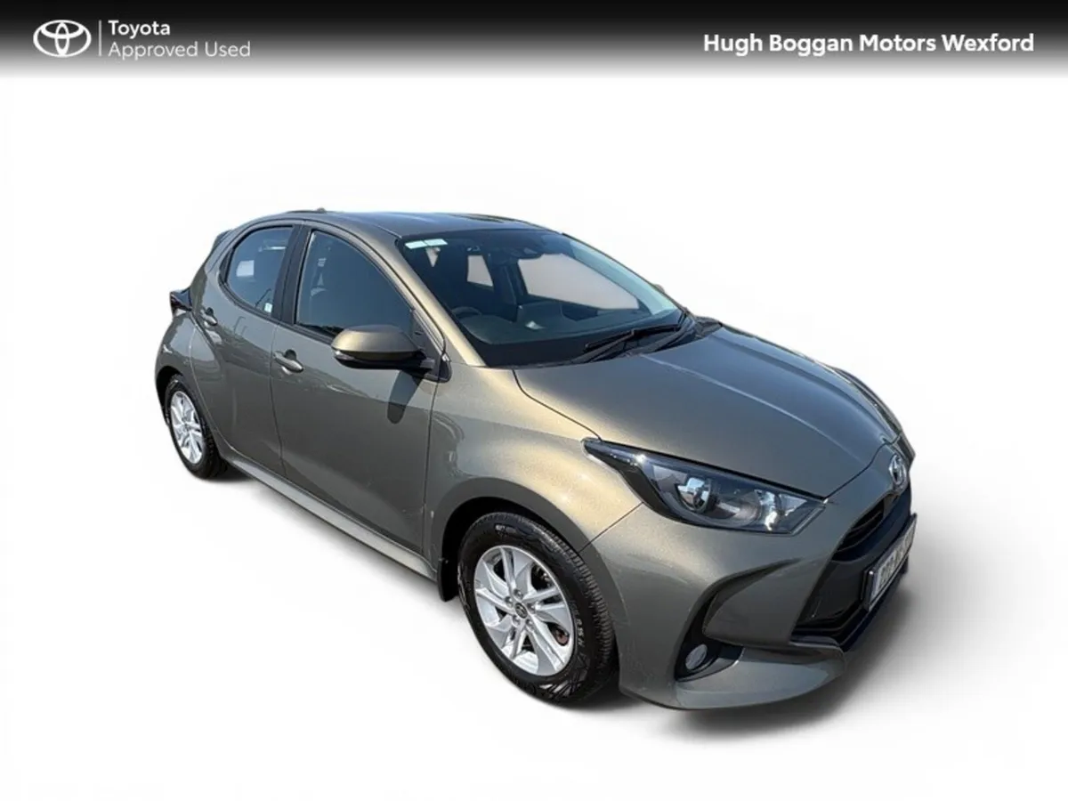 Toyota Yaris 1.5 LUNA  AUTOMATIC LOW KILOMETRES!! - Image 1