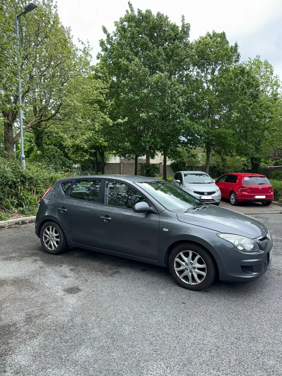 Hyundai i30 2010 - Image 3