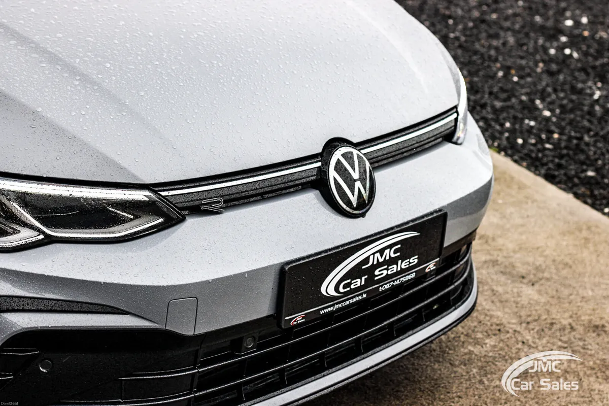 2024 VOLKSWAGEN GOLF R LINE - Image 4