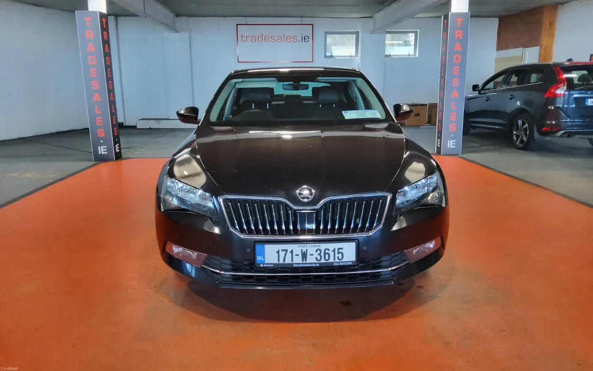 Skoda Superb 2017 - Image 3