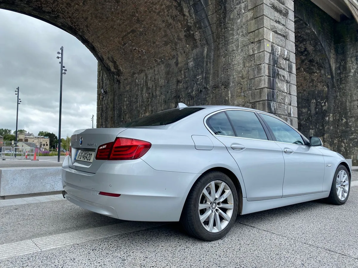 BMW 520d - Image 2