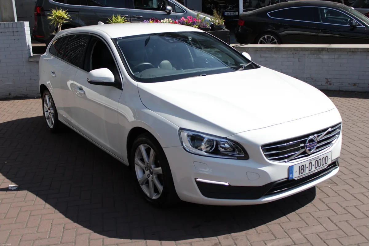 2018 VOLVO V60 D4 5DR ESTATE AUTOMATIC 2.0 - Image 2