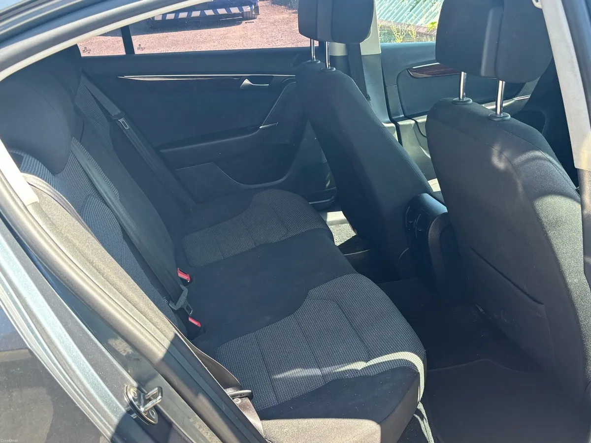 Volkswagen Passat 2.0 Tdi - Image 6