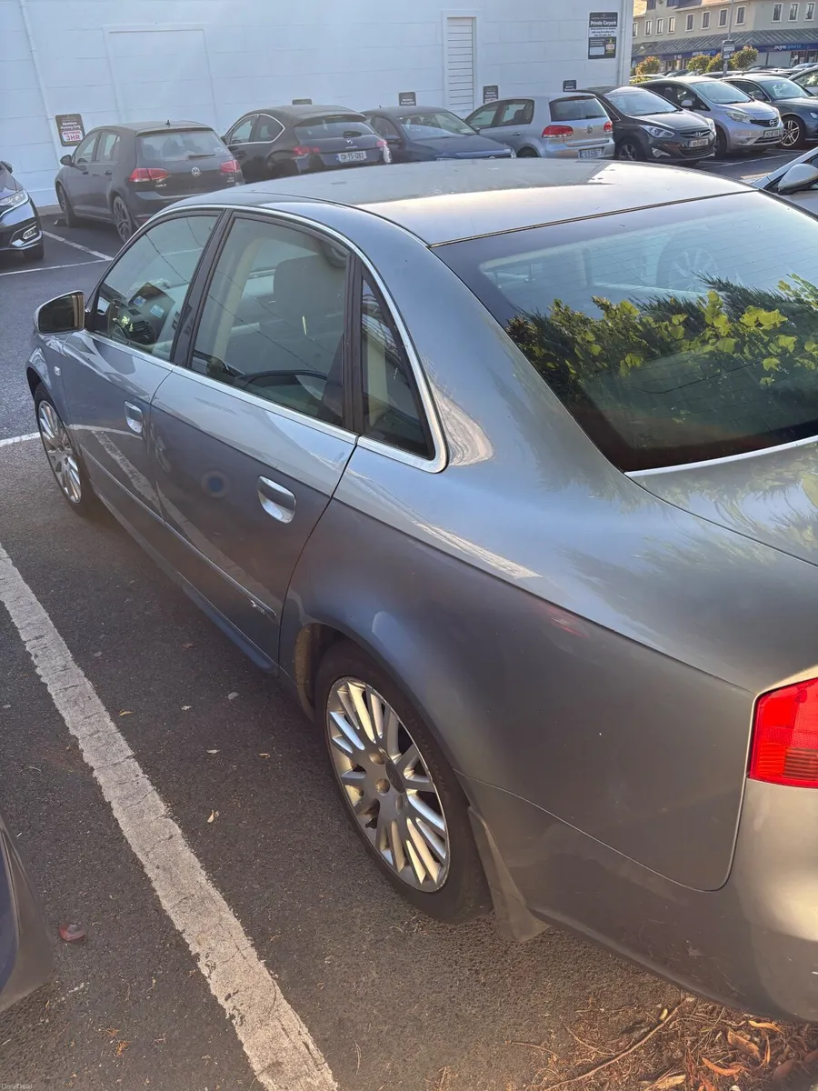 Audi A4 2005 - Image 2