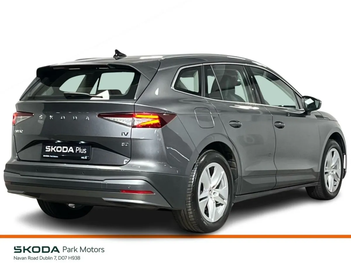 Skoda Enyaq IV 80 - Reversing Camera - Ambient Lig - Image 3