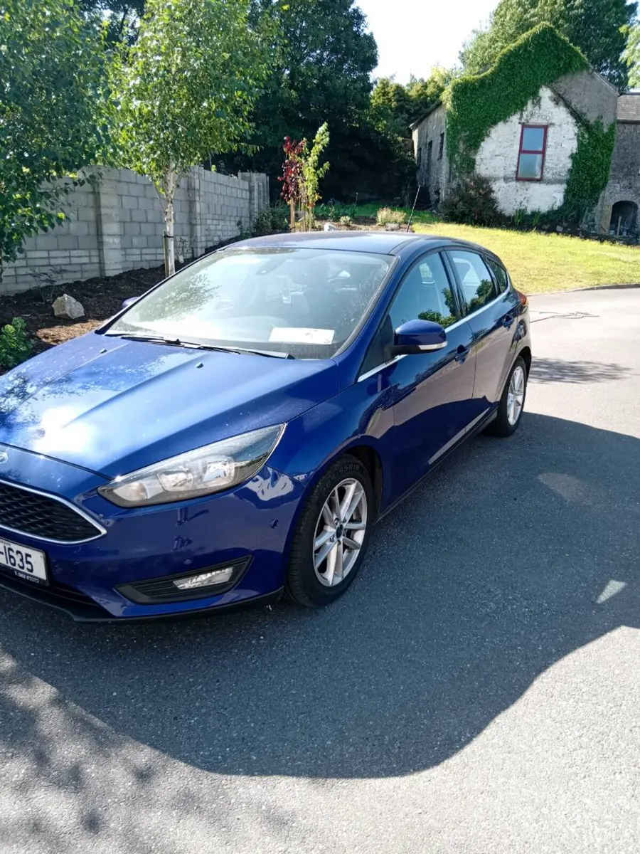 Ford Focus 1.5 tdci ZETEC - Image 2