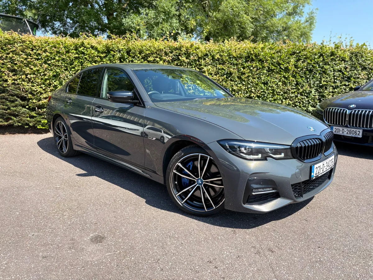 BMW 3-Series 2022 - Image 1