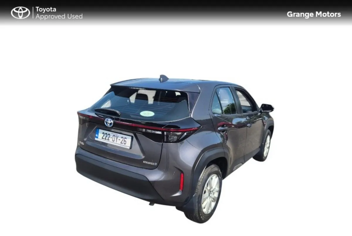 Toyota Yaris Cross 1.5 HYBRID LUNA 5DR - Image 3