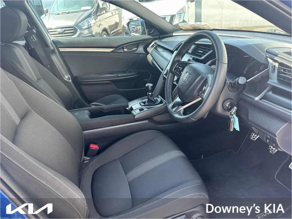 Honda Civic 1.0 PETROL SMART PLUS - Image 2