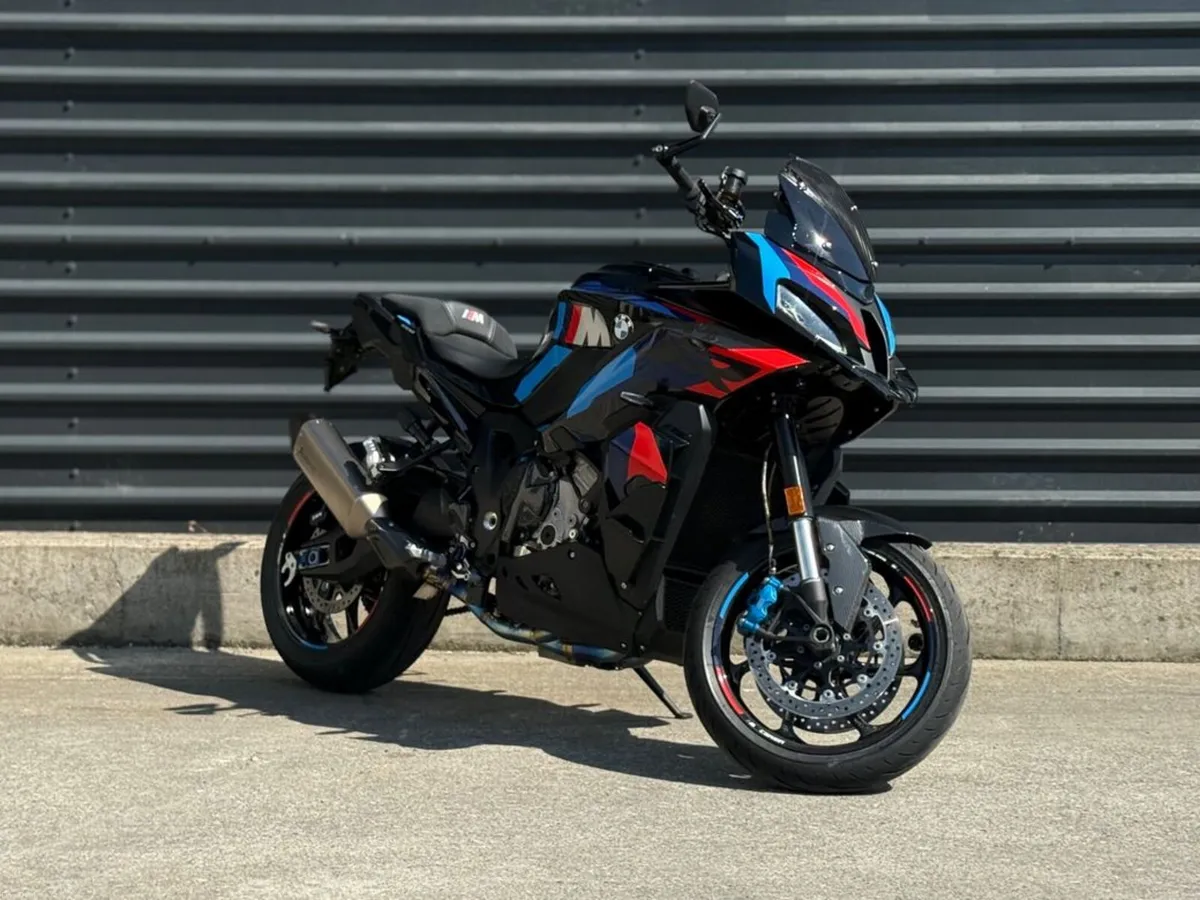 BMW M 1000 XR M1000 XR - Image 1