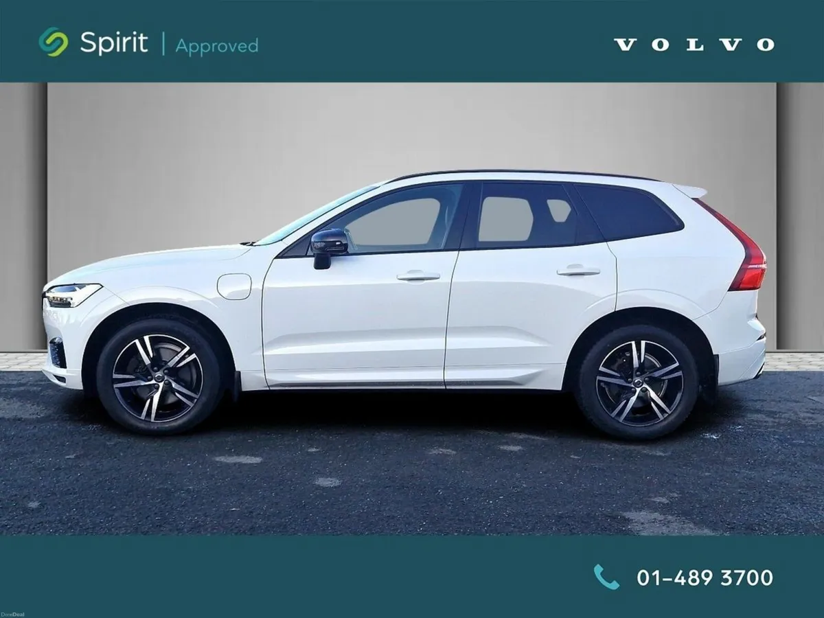 Volvo XC60 T8 R-Design Plug In Hybrid - Image 6