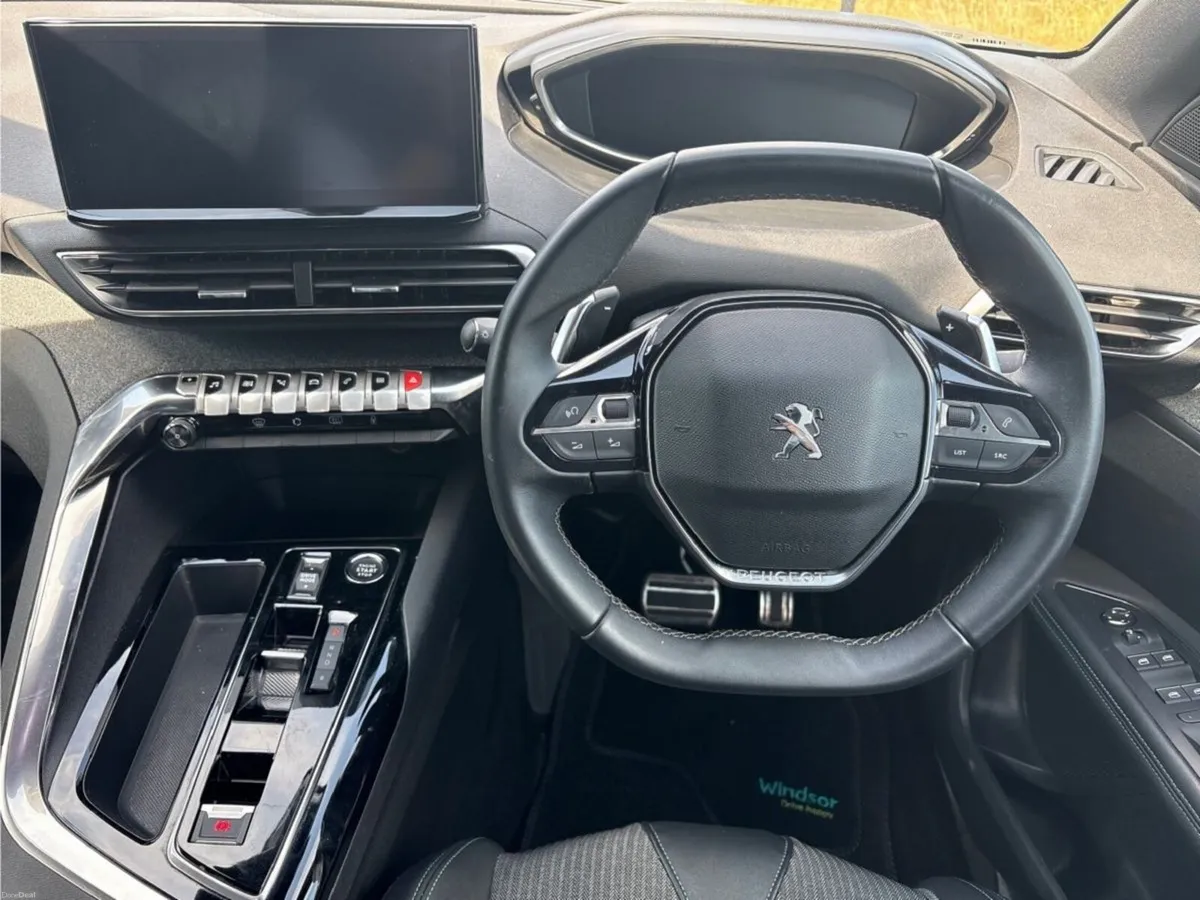 Peugeot 3008 HYBRID2 180bhp PHEV Allure - Image 4