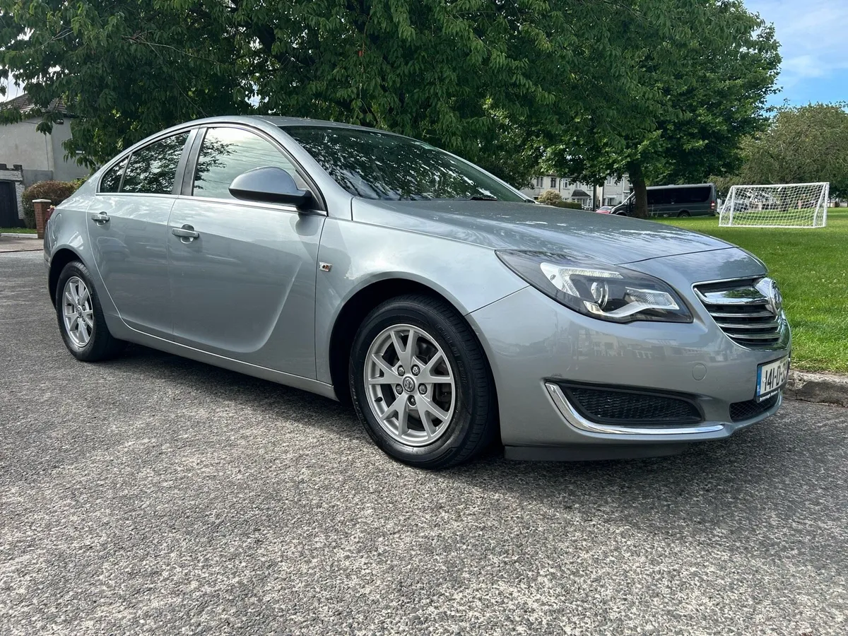 2014 Opel Insignia 2.0 CDTI // Low miles - Image 1