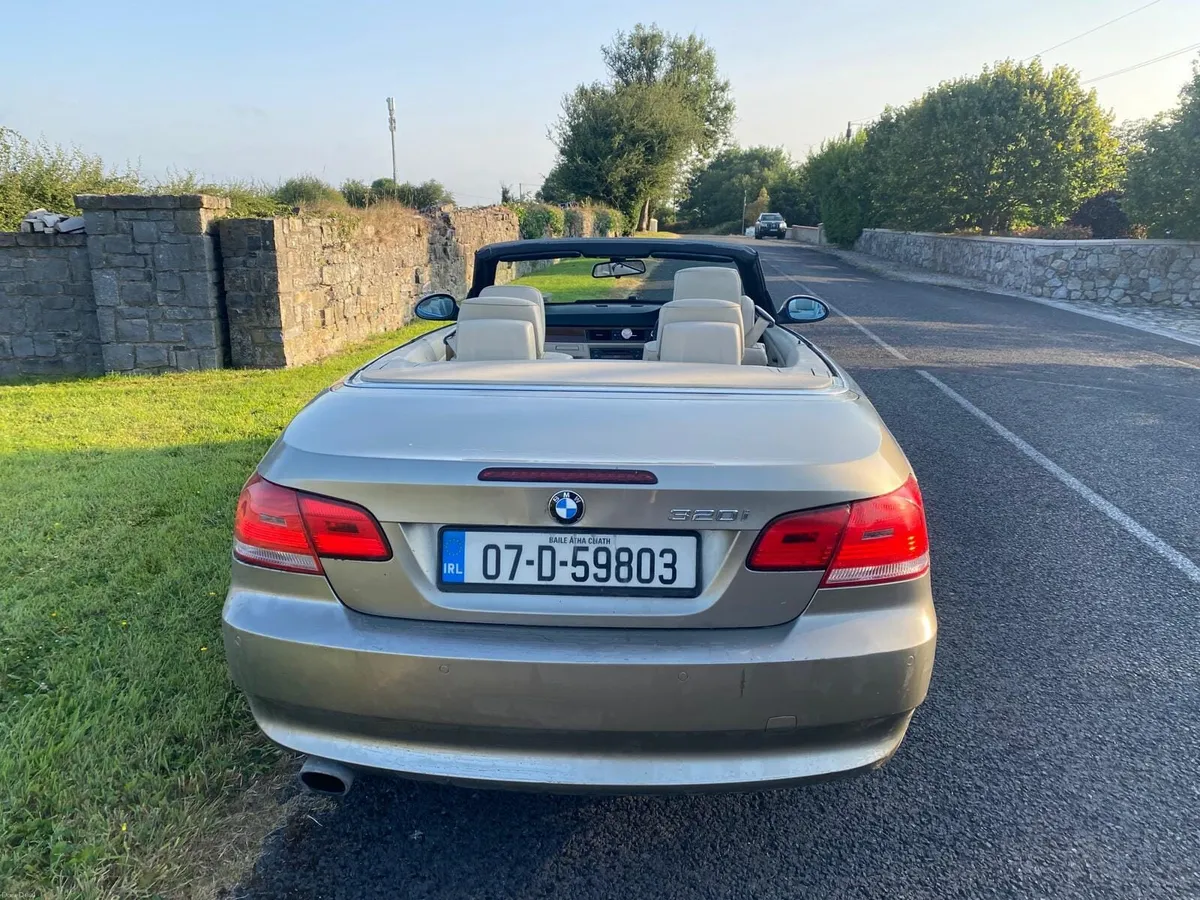 2007 bmw 320i e93 convertible - Image 2
