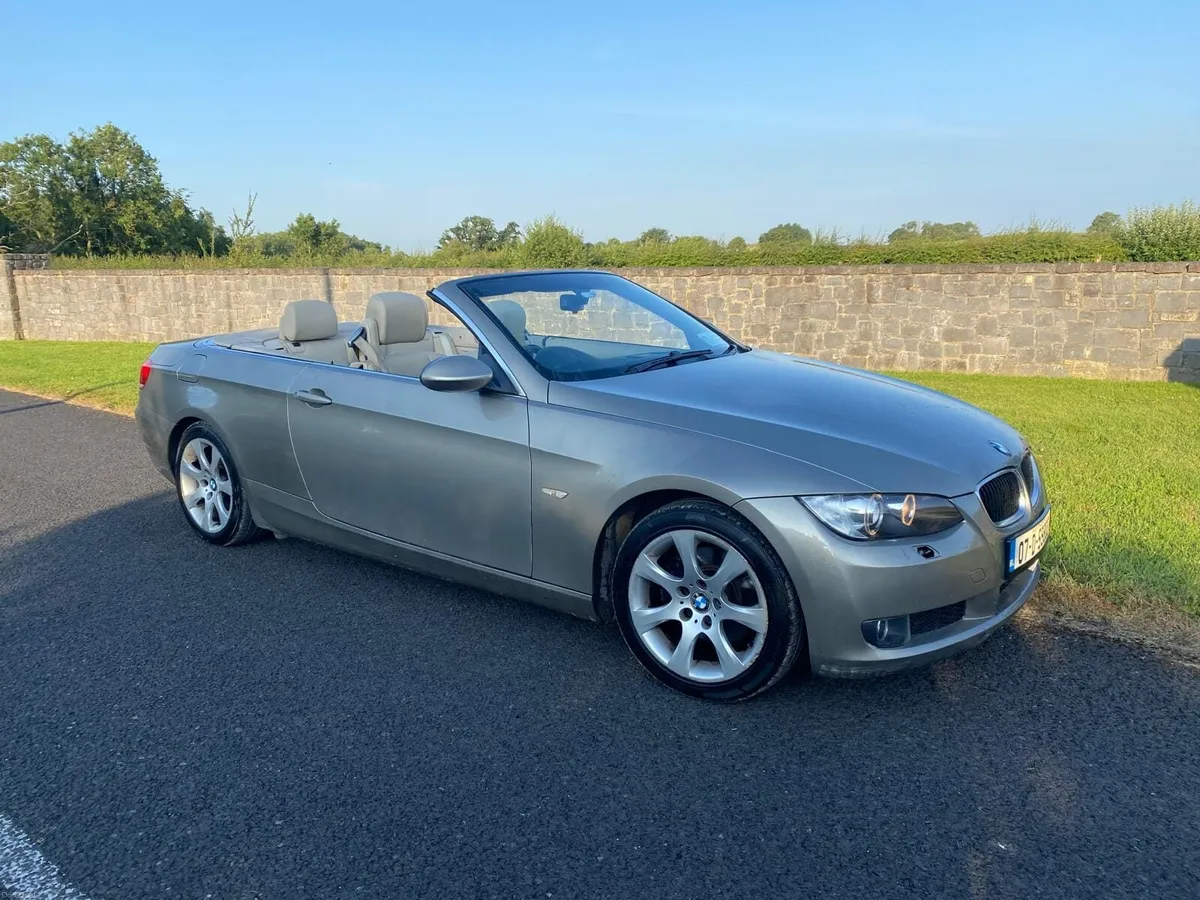 2007 bmw 320i e93 convertible - Image 3