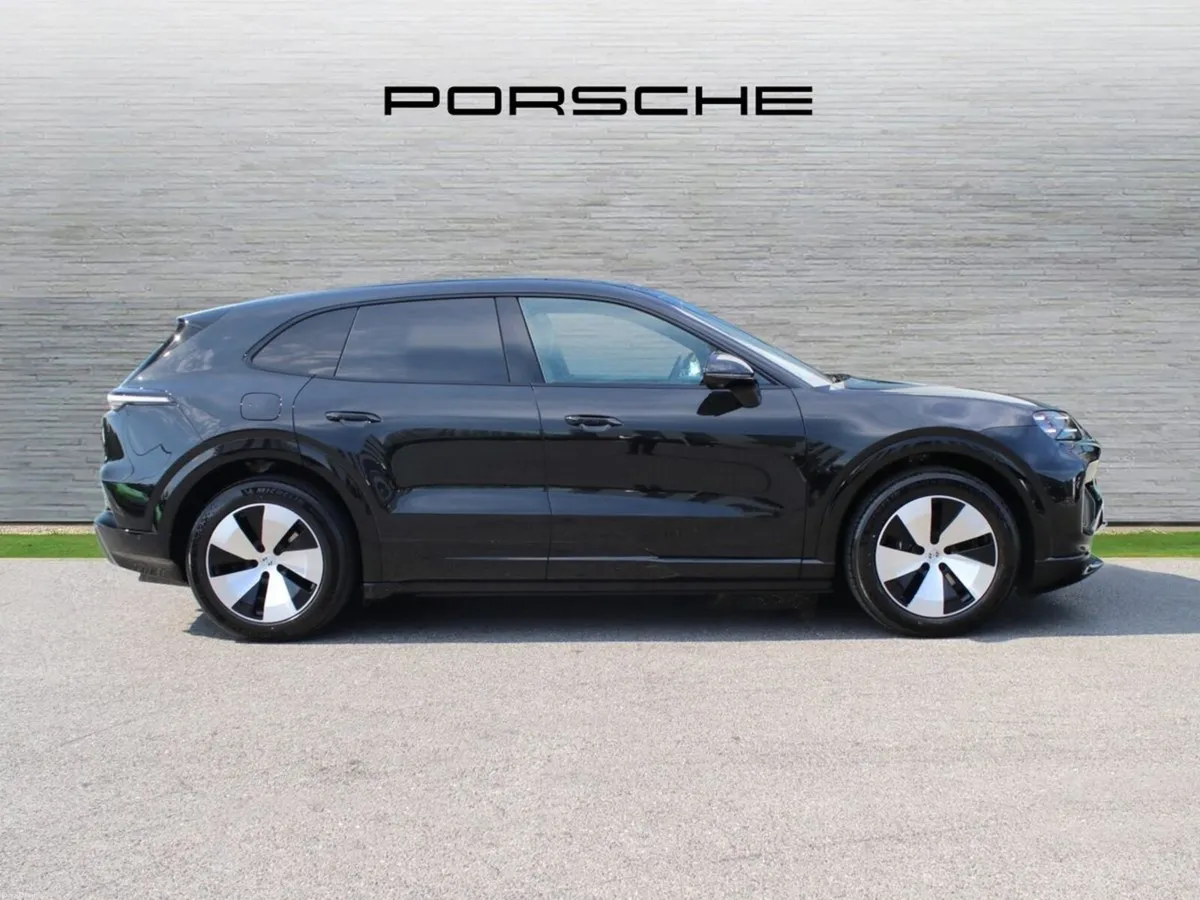 Porsche Cayenne Electric SUV - Image 4