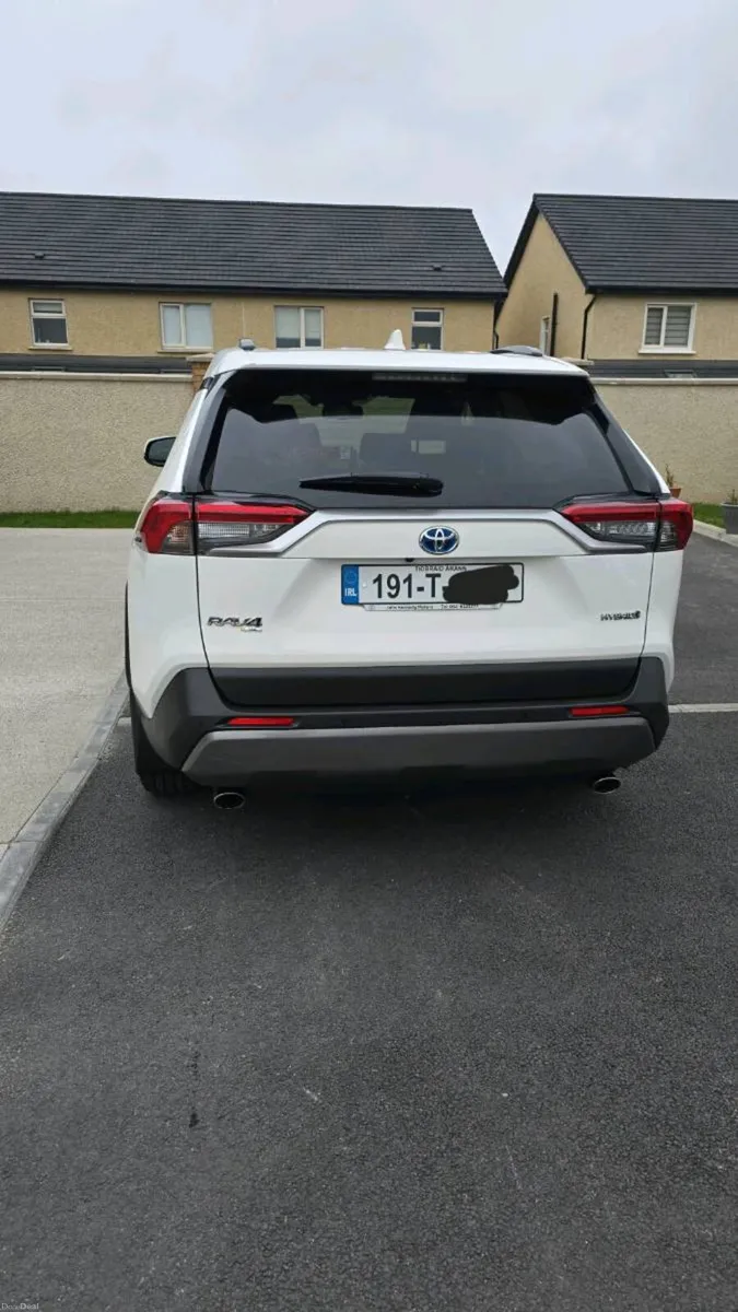 Toyota RAV 4 Sol 2019 - Image 2
