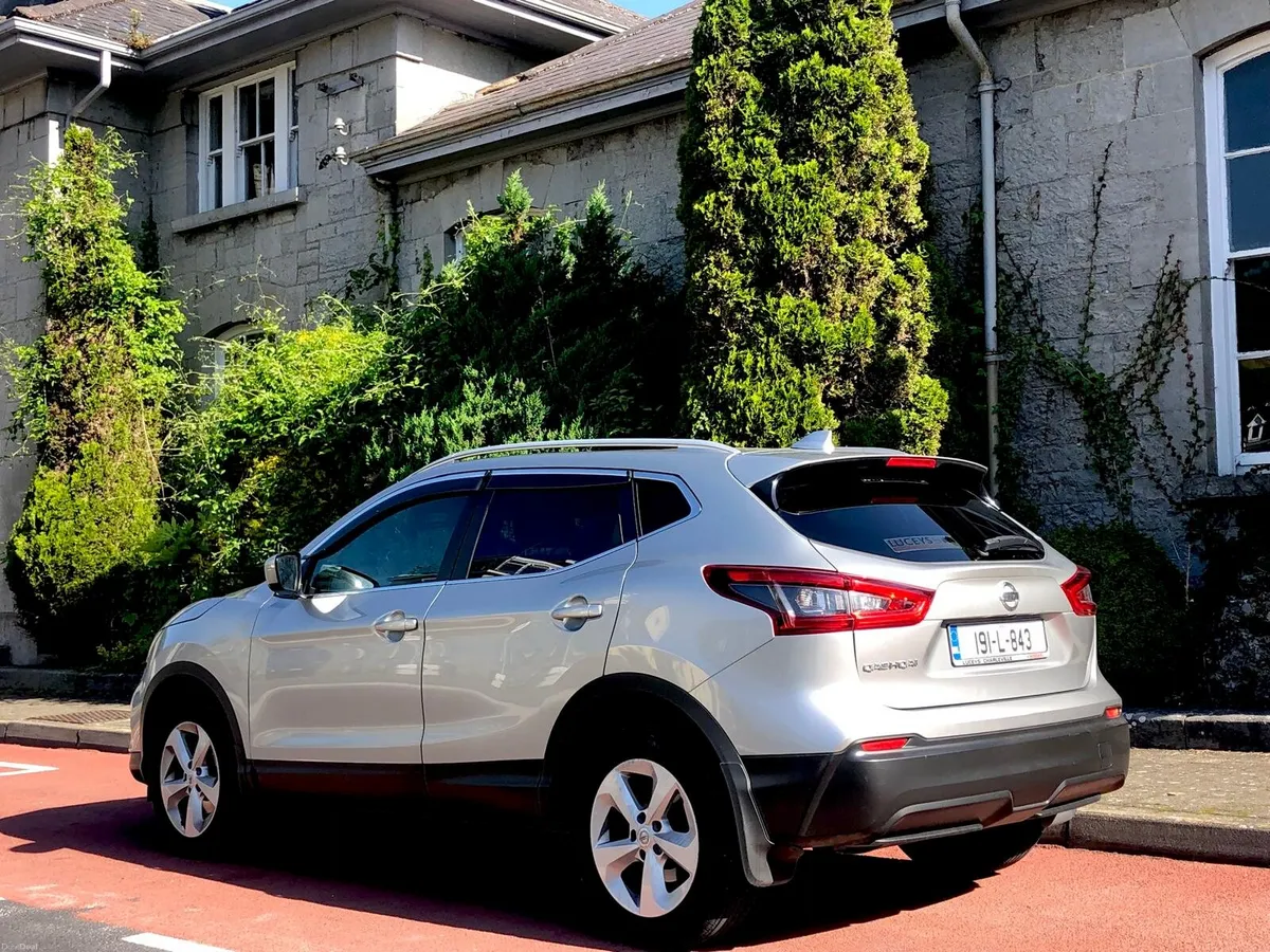 2019 NISSAN QASHQAI LIKE NEW - Image 3
