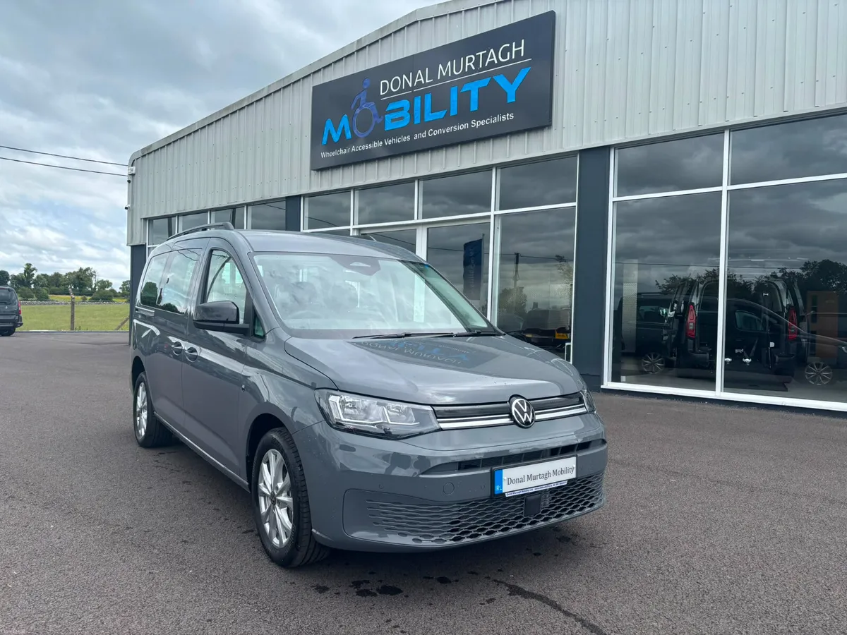 Wheelchair Taxi PHEV Caddy - Image 1