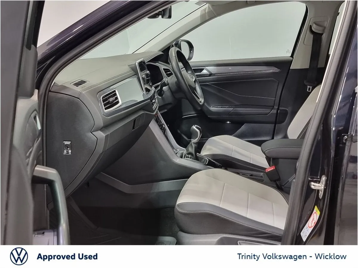 Volkswagen T-Roc ** STYLE ** 1.0 TSI ** 110BHP *** - Image 4