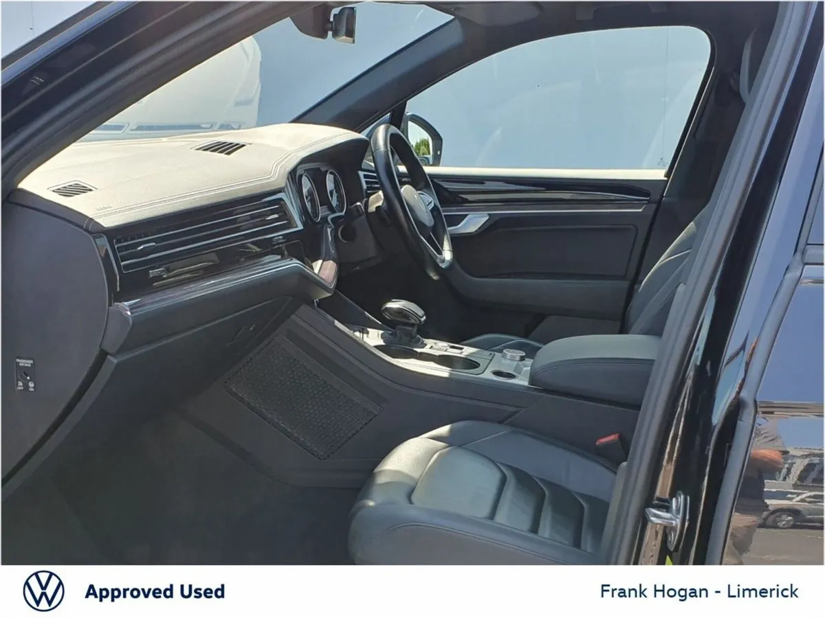 Volkswagen Touareg TOUAREG COMM 3.0 TDI 4M 231BHP - Image 3