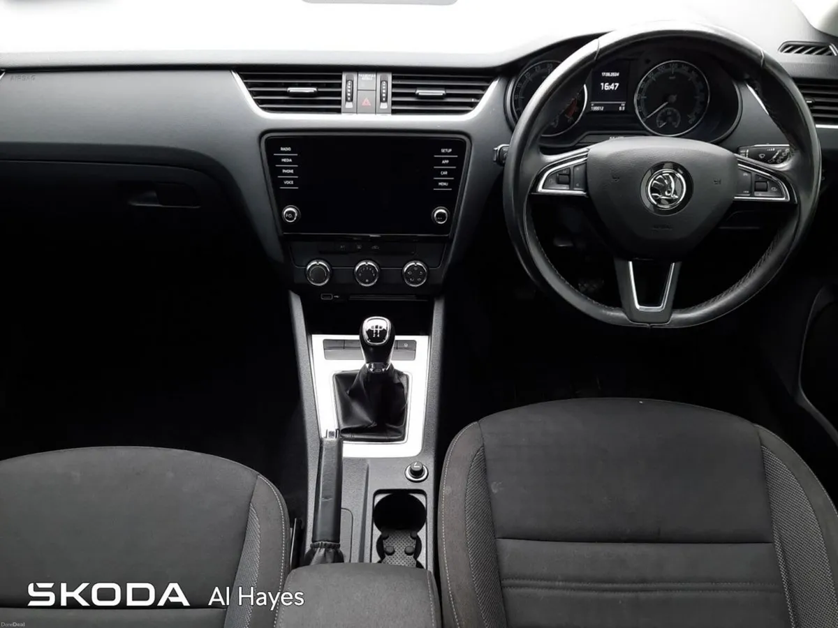 Skoda Octavia **AMBITION** MODEL -- 1.6TDI 115BHP - Image 2