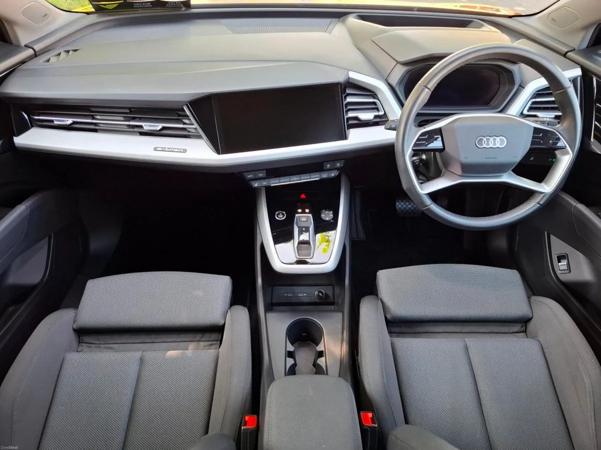 Audi Q4 e-tron 40 SPORT - Image 3
