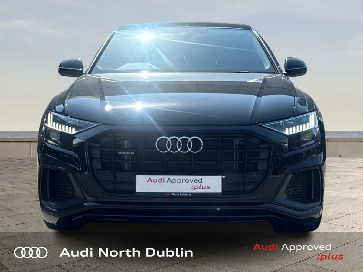 Audi Q8 Q8 S-Line Blk Ed 55Tfsi E Black Edition - Image 3