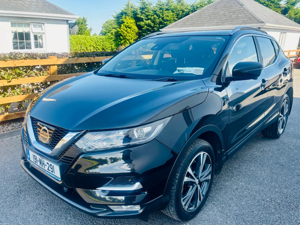 2018 Nissan Qashqai 1.2 L Petrol IMMACULATE - Image 2