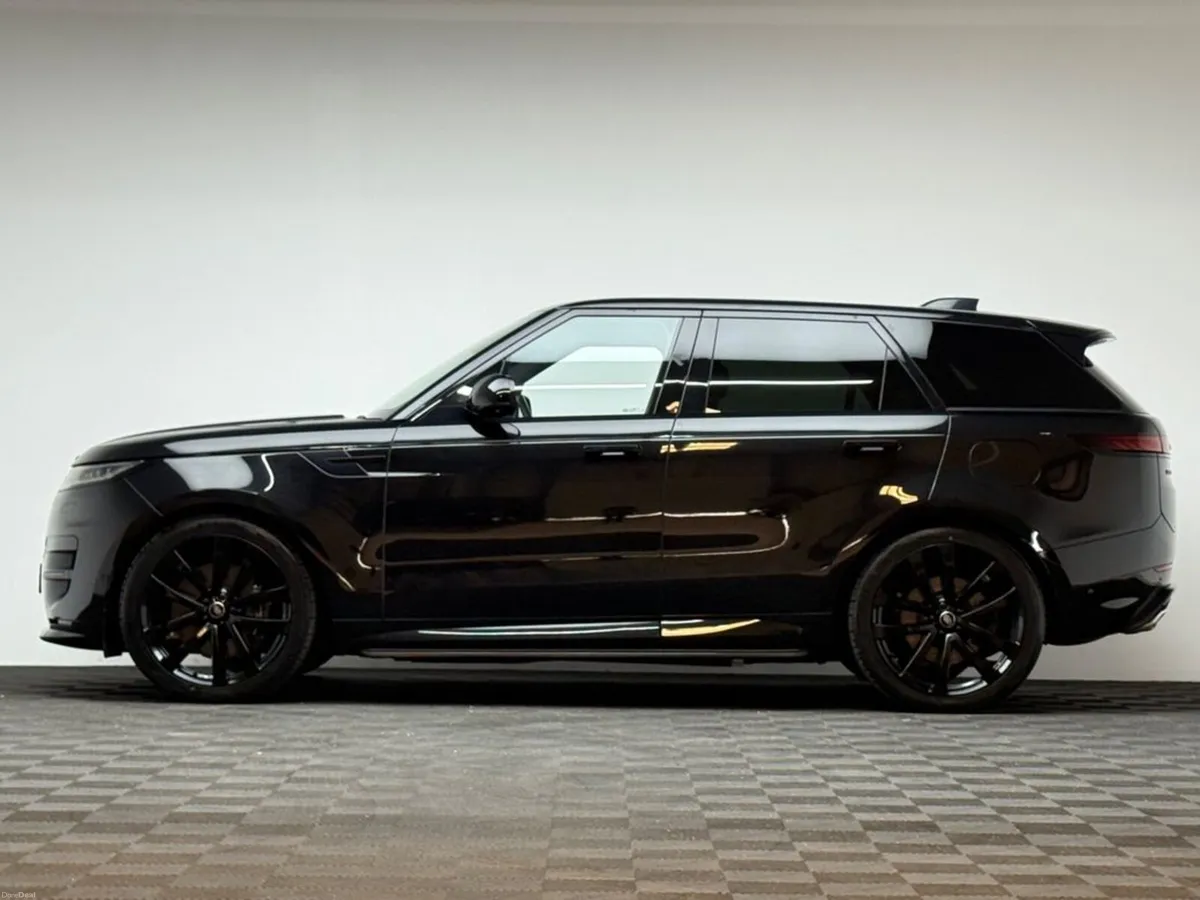 Land Rover Range Rover Sport DYNAMIC SE P460E *PAN - Image 4