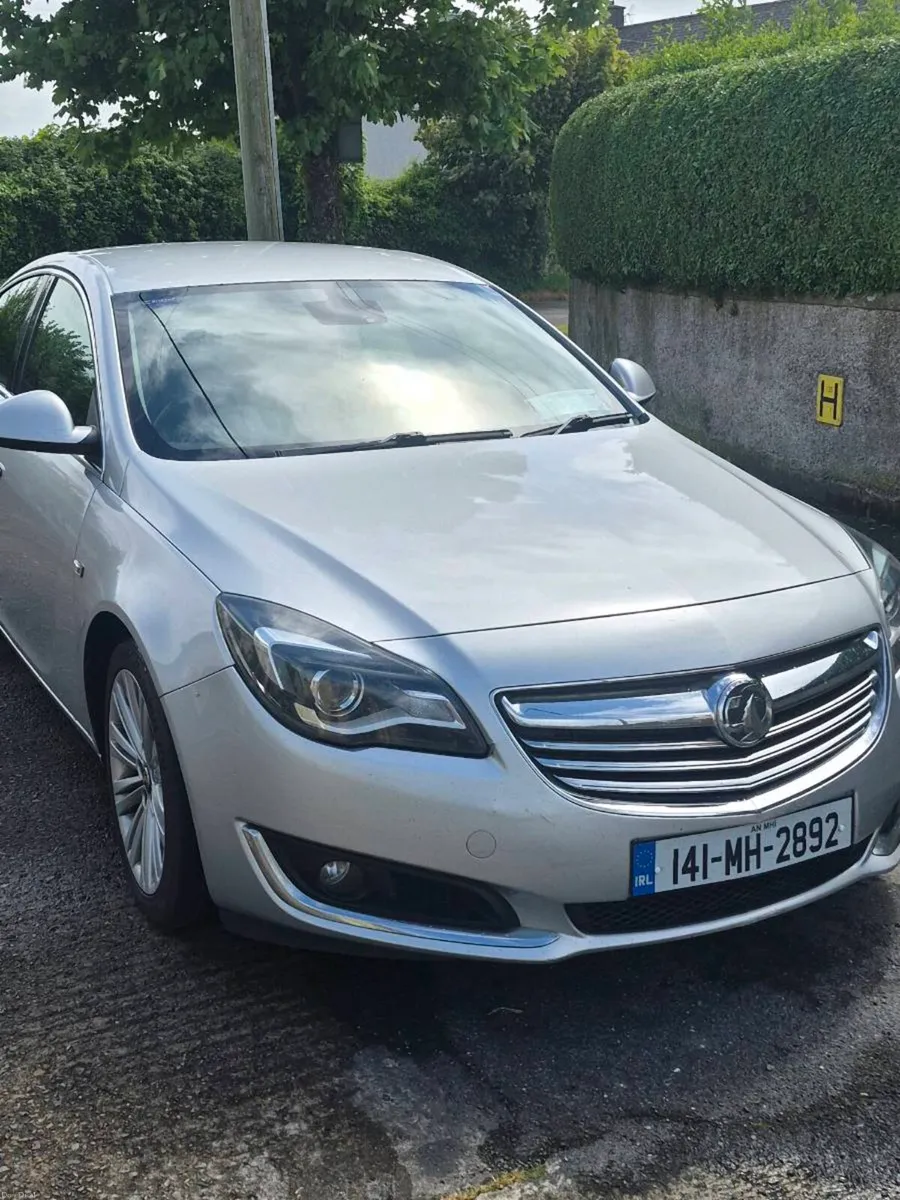 Vauxaul insignia - Image 2