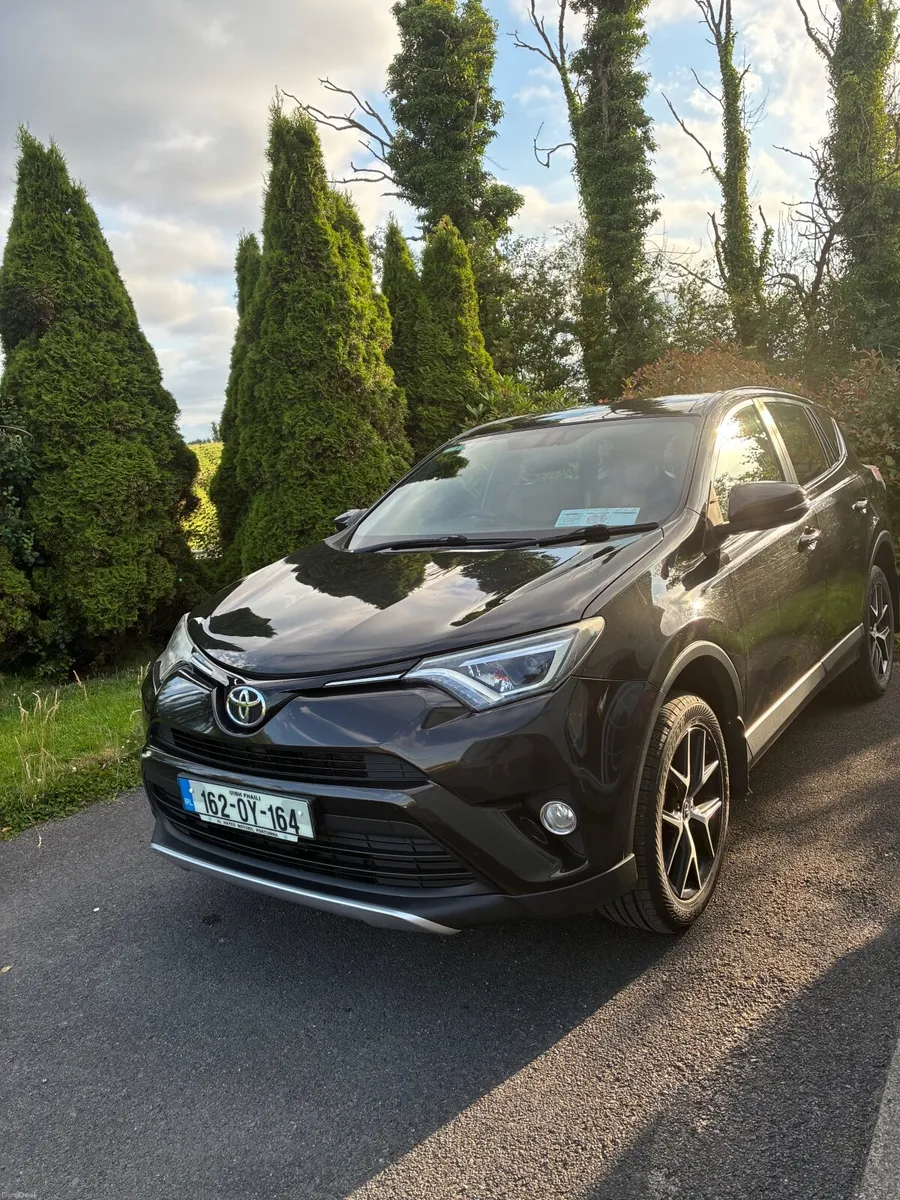 Toyota RAV4 2016 - Image 1