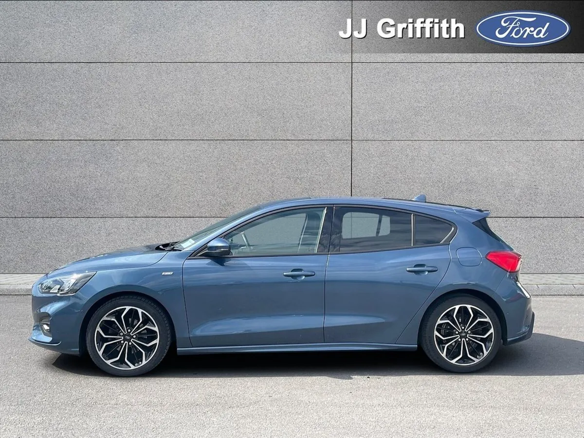 Ford Focus 1.0T EcoBoost Hybrid 125PS ST-Line - Image 3