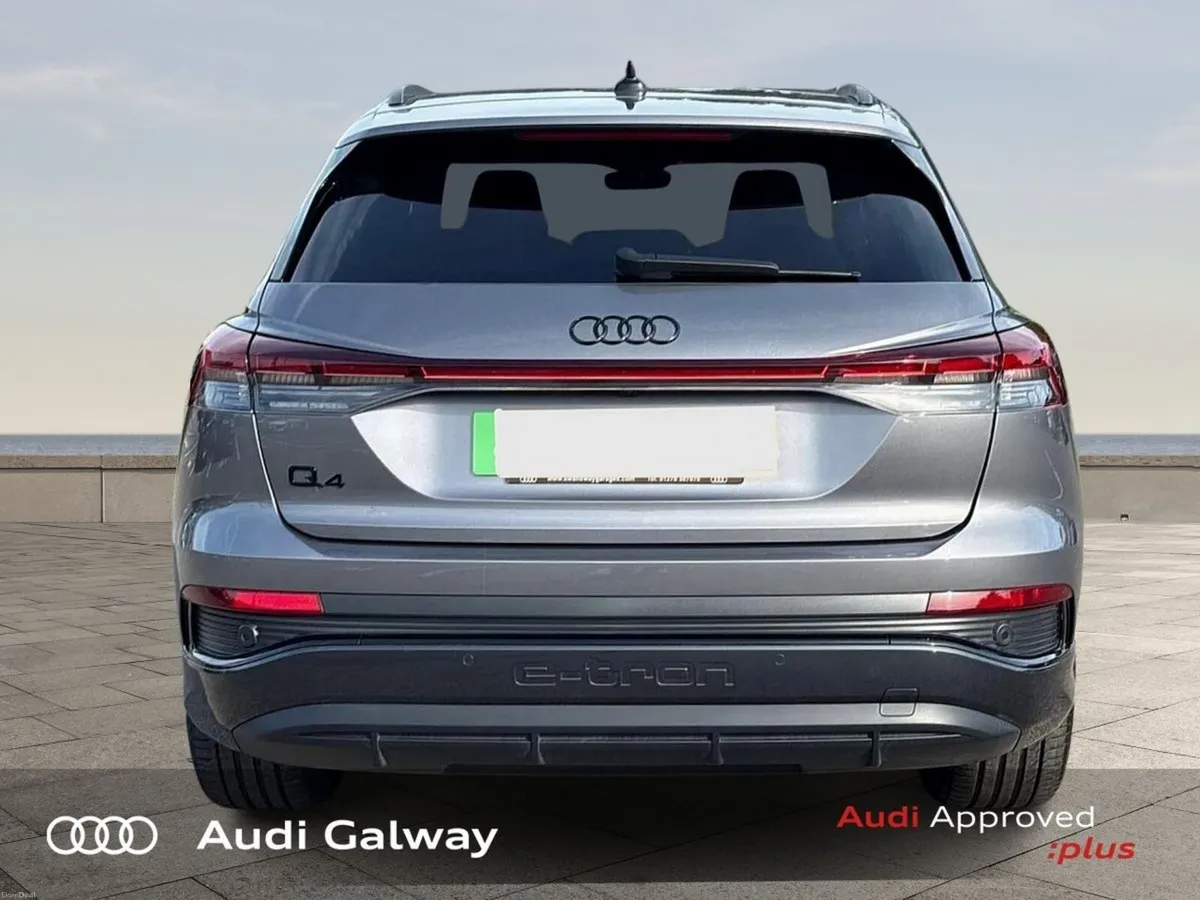 Audi Q4 e-tron E-TRON 45 BLACK EDITION A/T ~BIG BA - Image 3