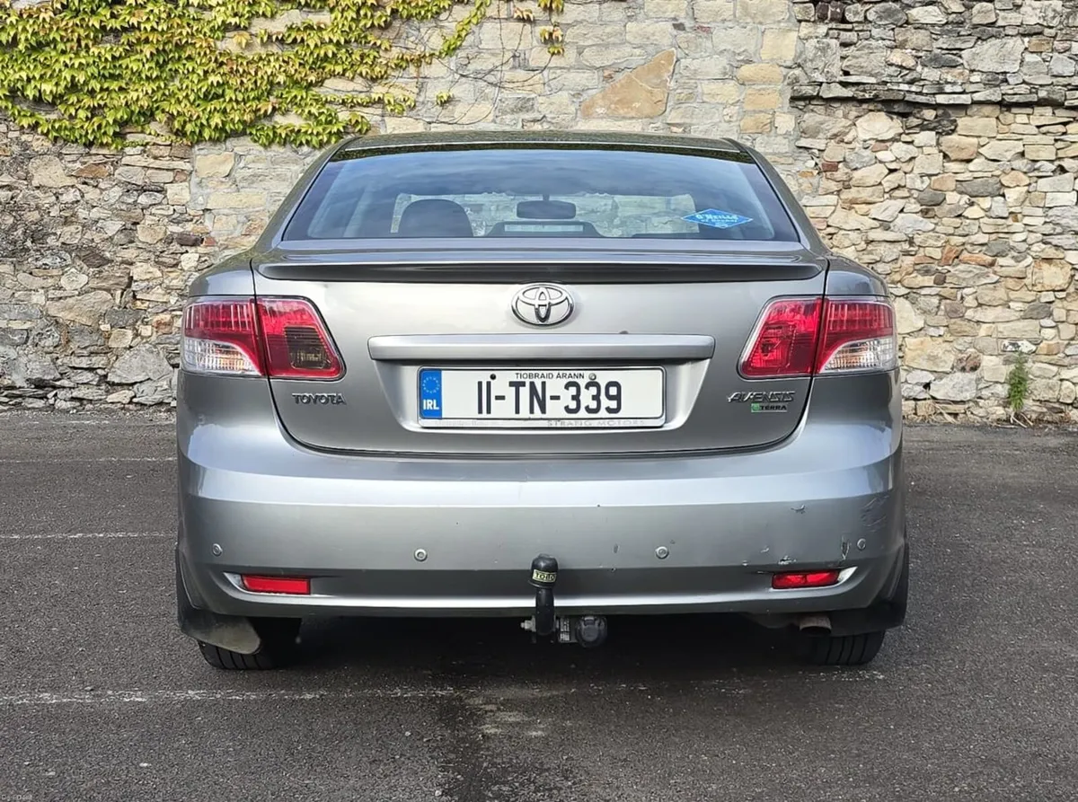 2011 Toyota Avensis 2.0 D-4D - Image 6