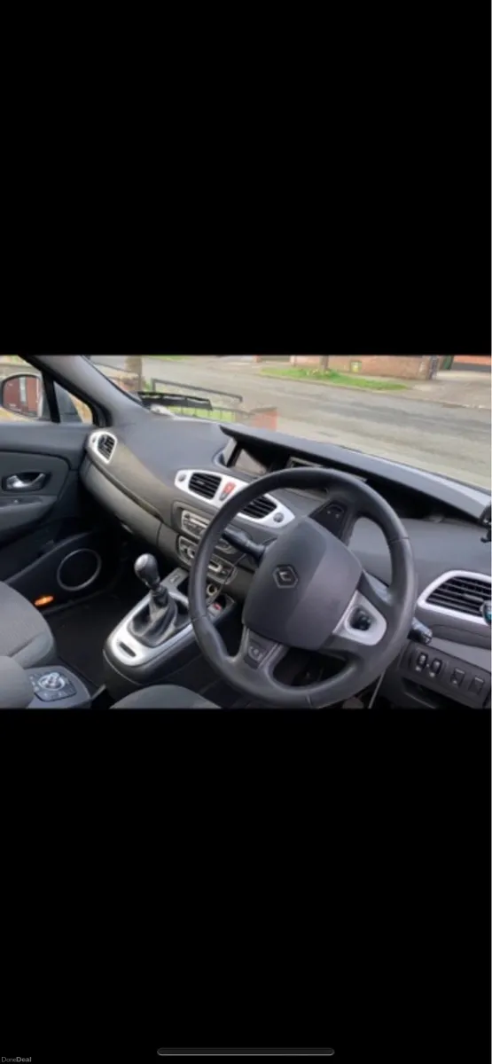 Renault Scenic - Image 1