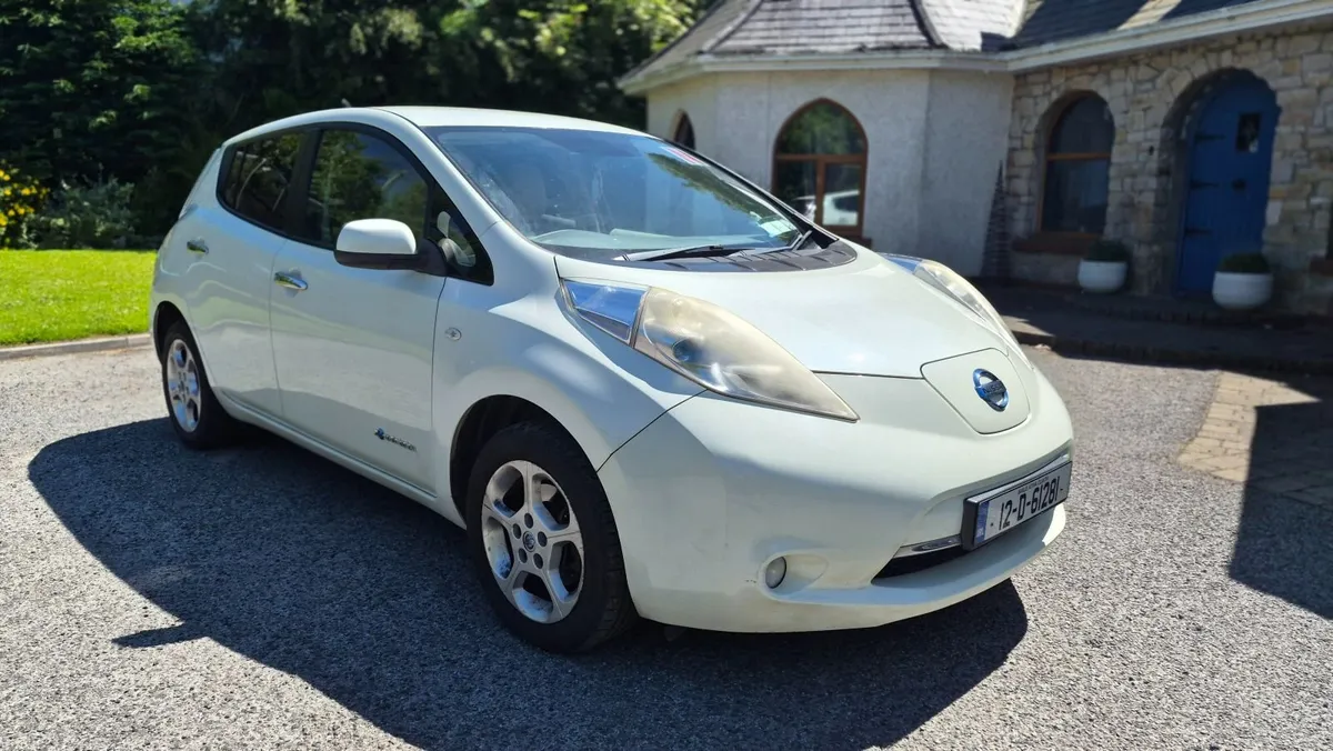 Nissan Leaf 2012 - Image 2
