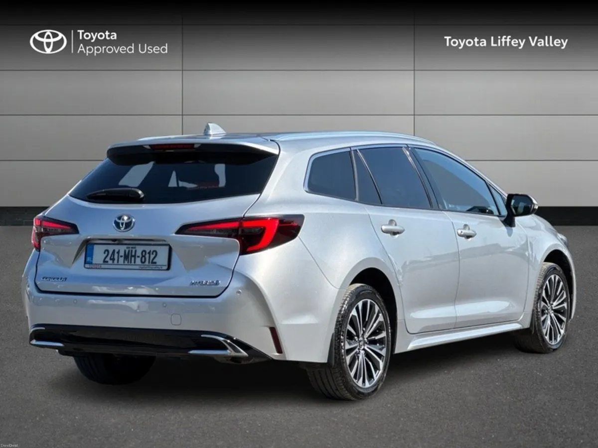 Toyota Corolla COROLLA TOURING SPORT HYBRID SOL - Image 2