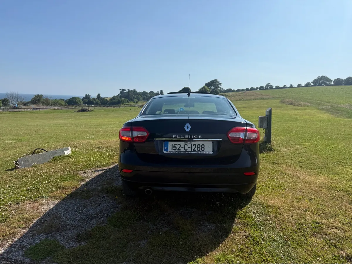 Renault Fluence 2015 - Image 2