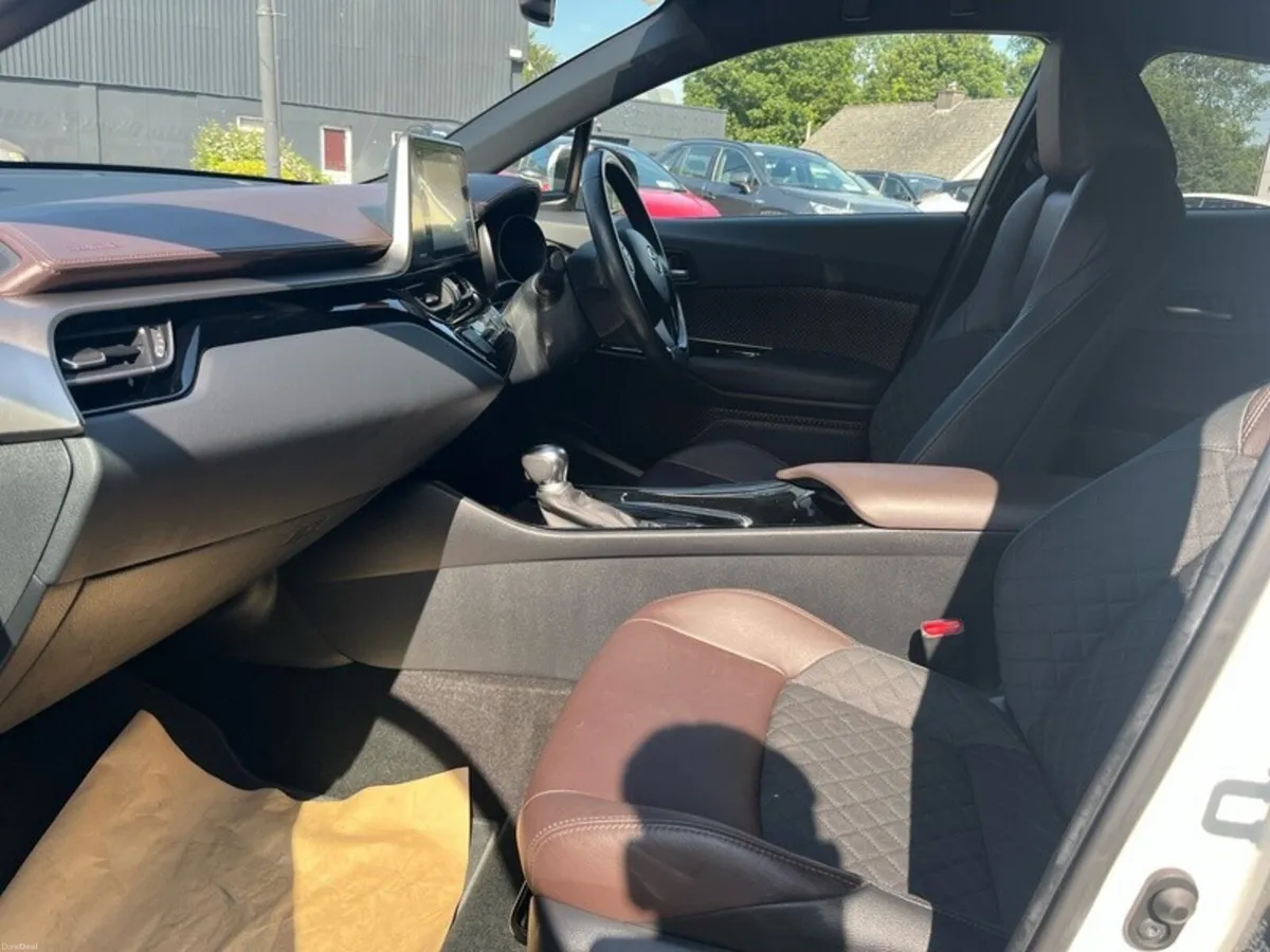 Toyota C-HR C-HR HYBRID SOL - Image 6